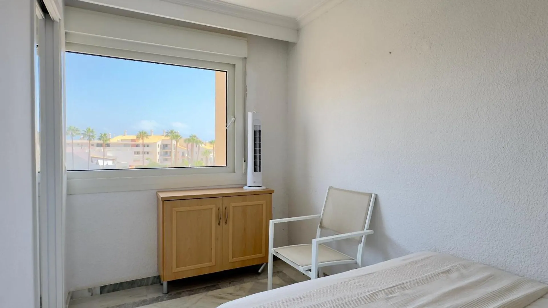 Apartment Apartamento Con Vistas Al Mar Y Piscina En Benalmadena