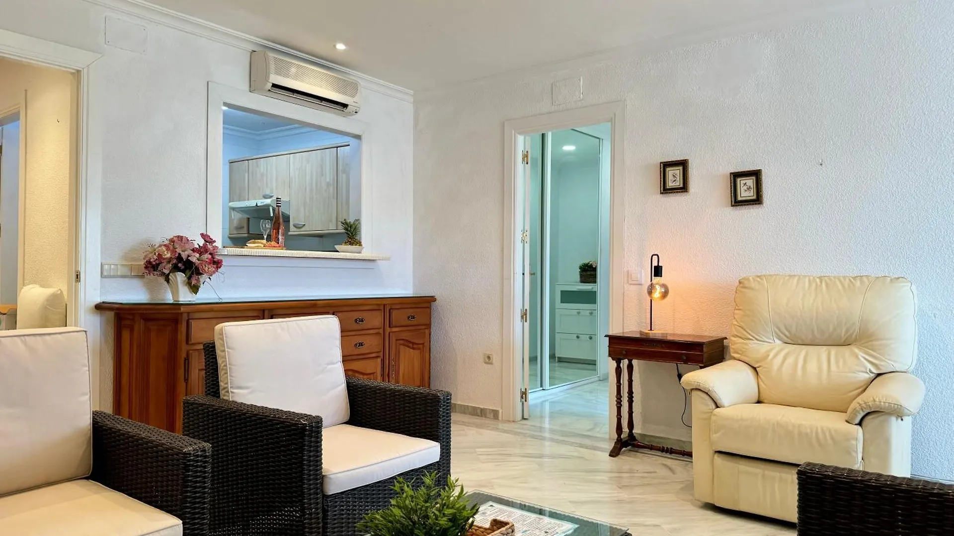 Apartamento Con Vistas Al Mar Y Piscina En Benalmadena