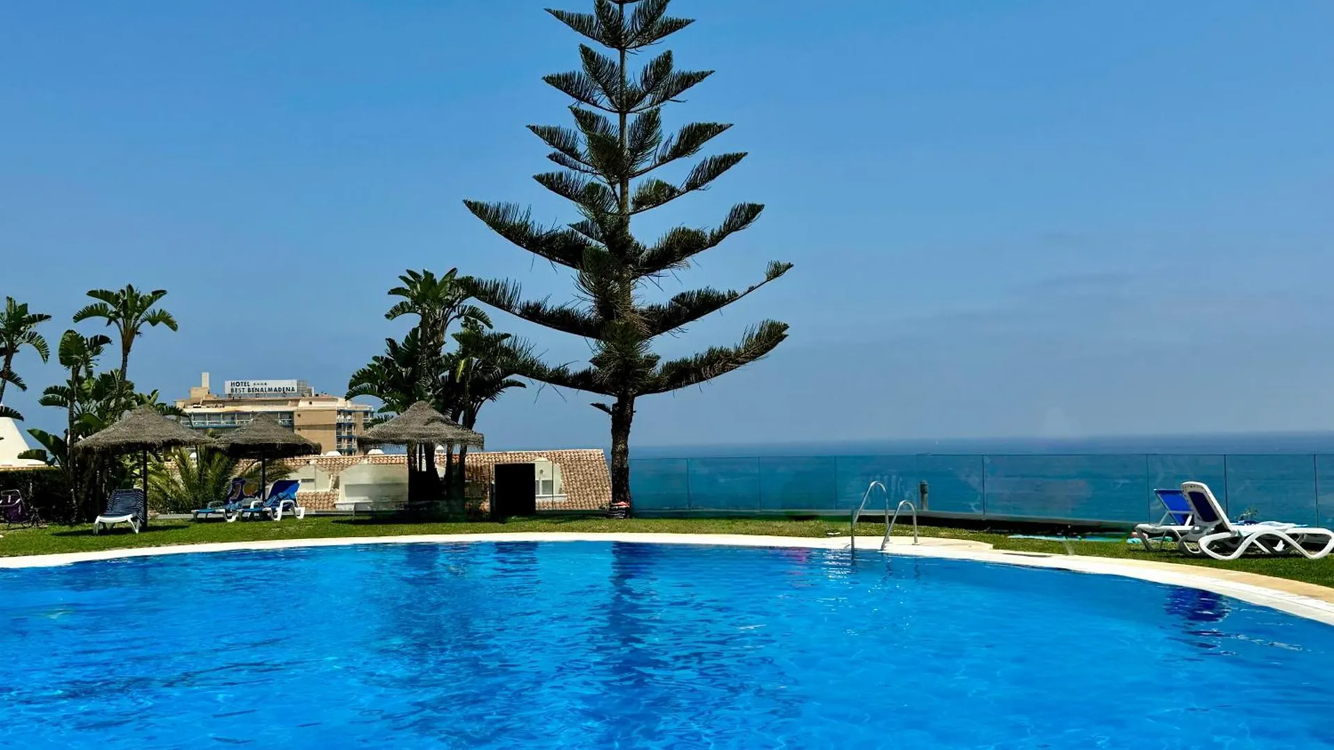 Apartment Apartamento Con Vistas Al Mar Y Piscina En Benalmadena